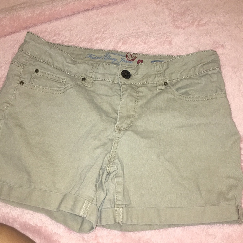 Khaki shorts
